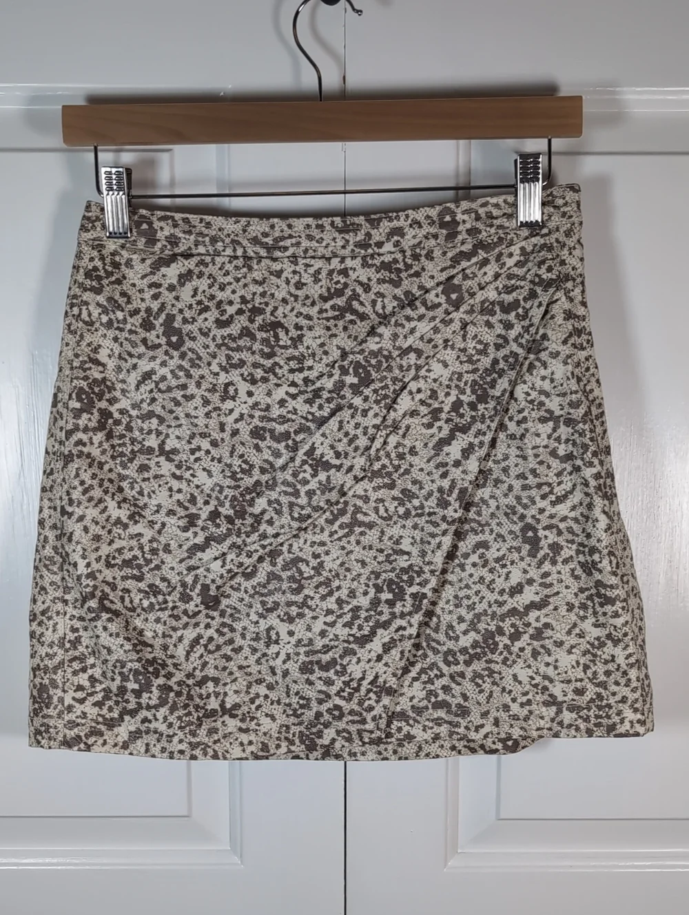 Free People Fake Out Faux Leather Leopard Print Animal Mini Skirt Light Combo 4